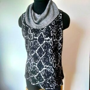 Draper's and Damon's women's‎ shirt size